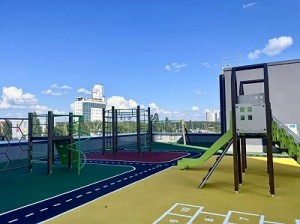 Дитячий майданчик завершено!